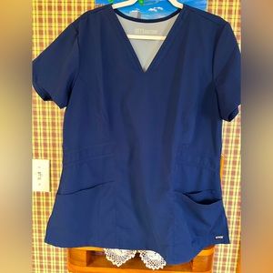 Grey’s Anatomy Barco scrub top